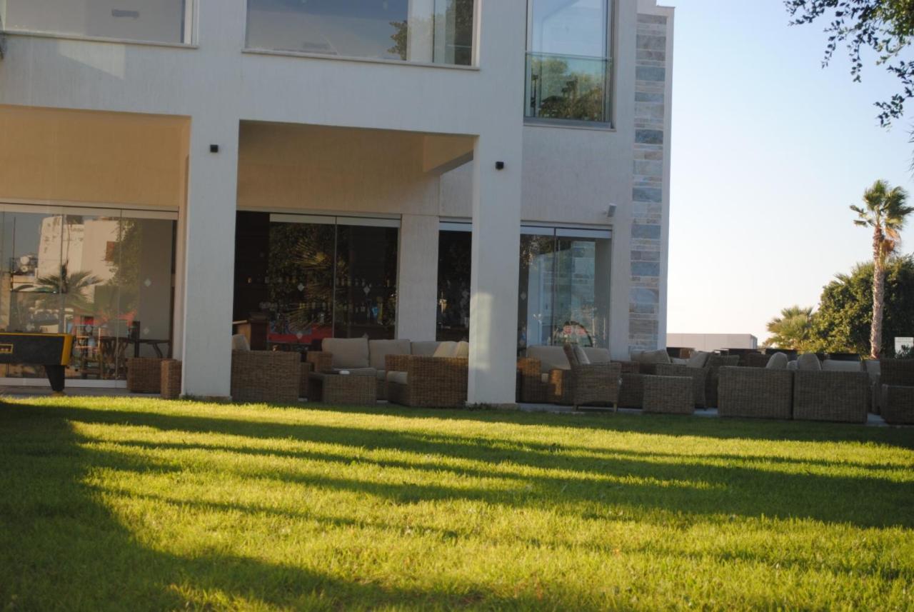 Gold Lagoon Kosher Hotel Paphos Kültér fotó
