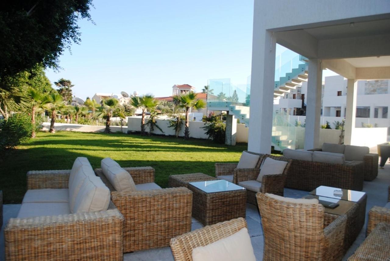 Gold Lagoon Kosher Hotel Paphos Kültér fotó