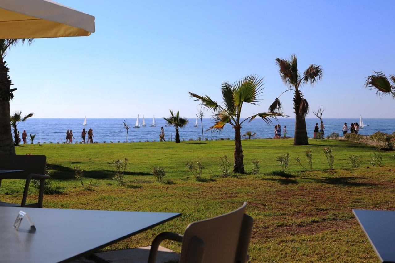 Gold Lagoon Kosher Hotel Paphos Kültér fotó