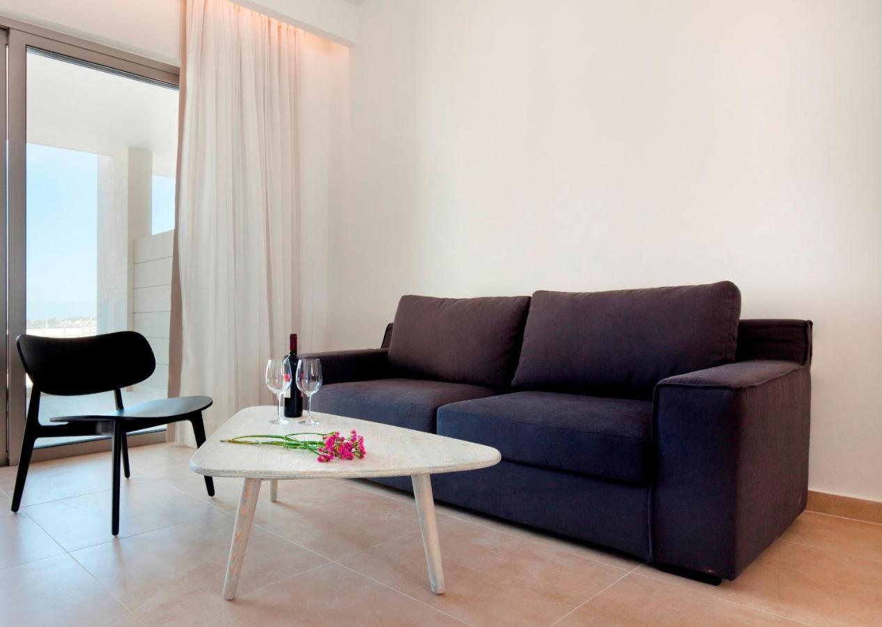 Gold Lagoon Kosher Hotel Paphos Kültér fotó
