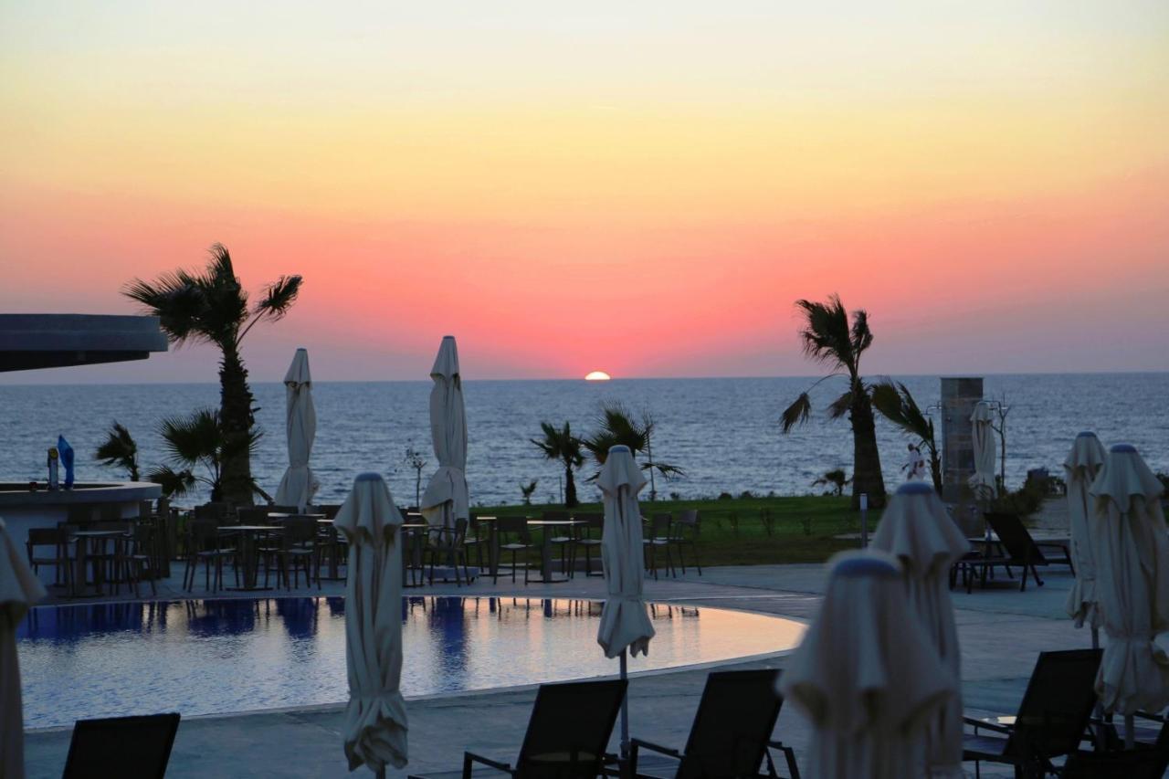 Gold Lagoon Kosher Hotel Paphos Kültér fotó