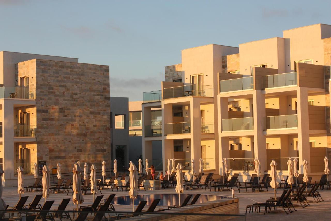 Gold Lagoon Kosher Hotel Paphos Kültér fotó