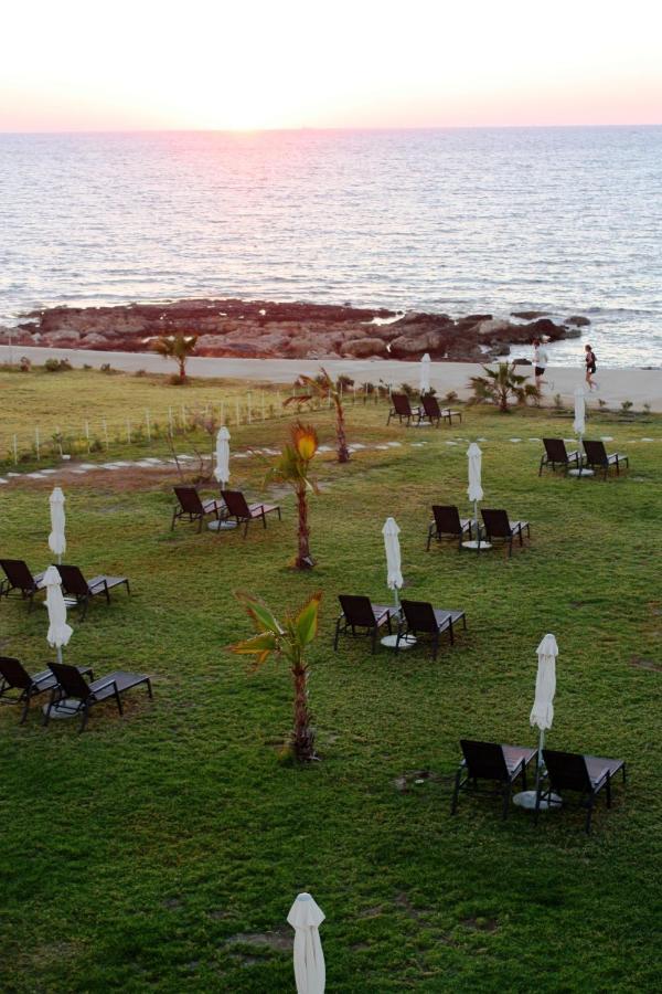 Gold Lagoon Kosher Hotel Paphos Kültér fotó